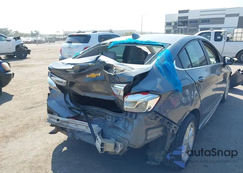 2018 Chevrolet Cruze Lt Auto z USA, uszkodzony, nr VIN 1G1BE5SM8J7155517